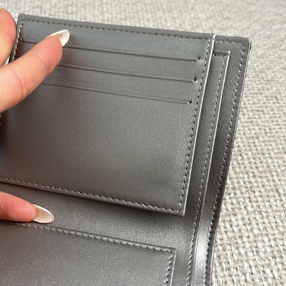 Used 100% Authentic Chanel Le Boy Wallet - Picture 8 of 14